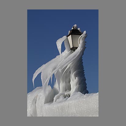 Lac Léman gelé Yvoire  Hiver 2012 - Photo Christophe Bourreau