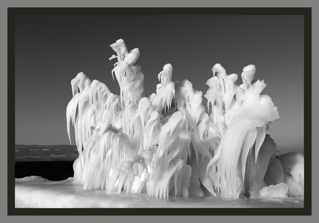 Sculpture de glace Yvoire 2012 Lac Léman gelé : les plus belles photos de glace du Lac Léman par Christophe Bourreau