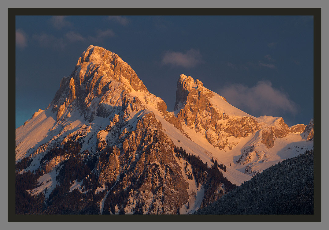Les plus belles photos de la Dent d'Oche par le photographe Christophe Bourreau