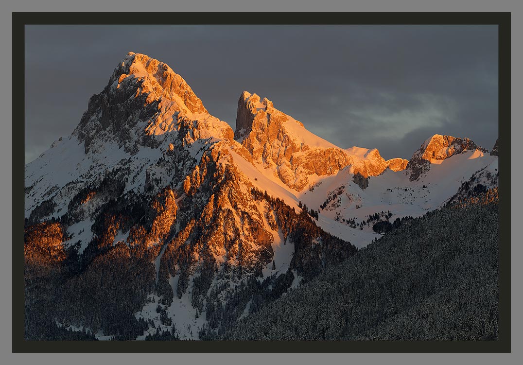 Les plus belles photos de la Dent d'Oche par le photographe Christophe Bourreau