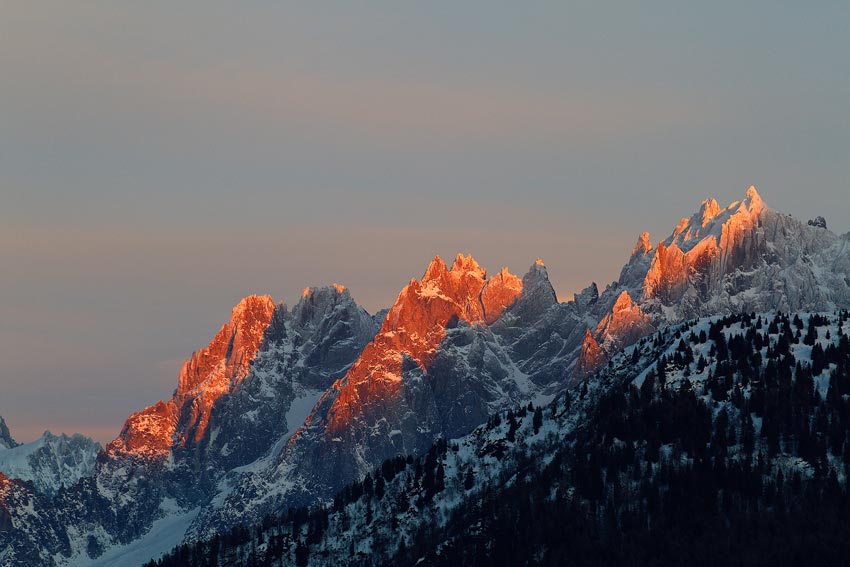 Les aiguilles de Chamonix depuis Combloux - Massif du Mont-blanc