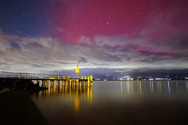 Aurores boréales sur le lac Léman, les plus belles photos du photographe Christophe Bourreau