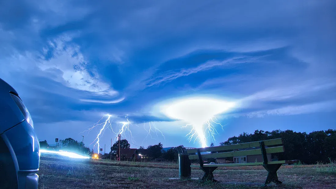 Les plus belles photos d'orages par le photographe Christophe Bourreau