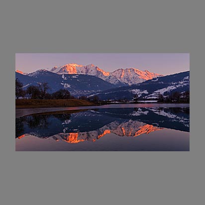 Les reflets du Mont-blanc au lac de Passy - Haute-Savoie